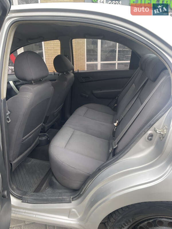 Седан Chevrolet Aveo 2008 в Харькове