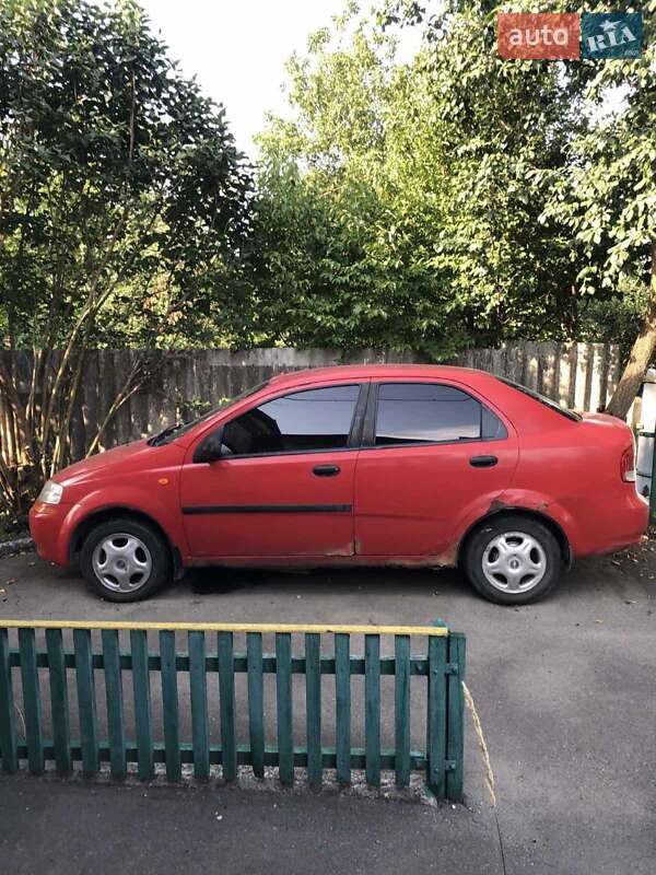 Седан Chevrolet Aveo 2005 в Калинівці