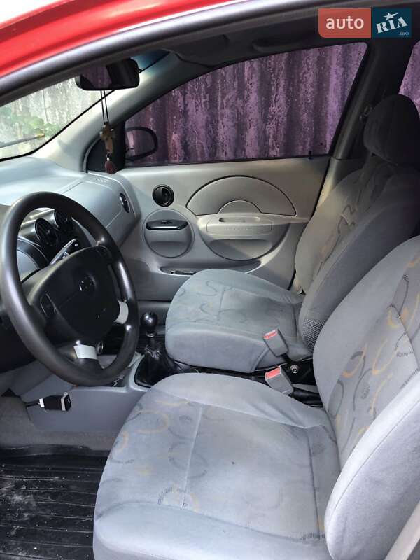 Седан Chevrolet Aveo 2005 в Калинівці
