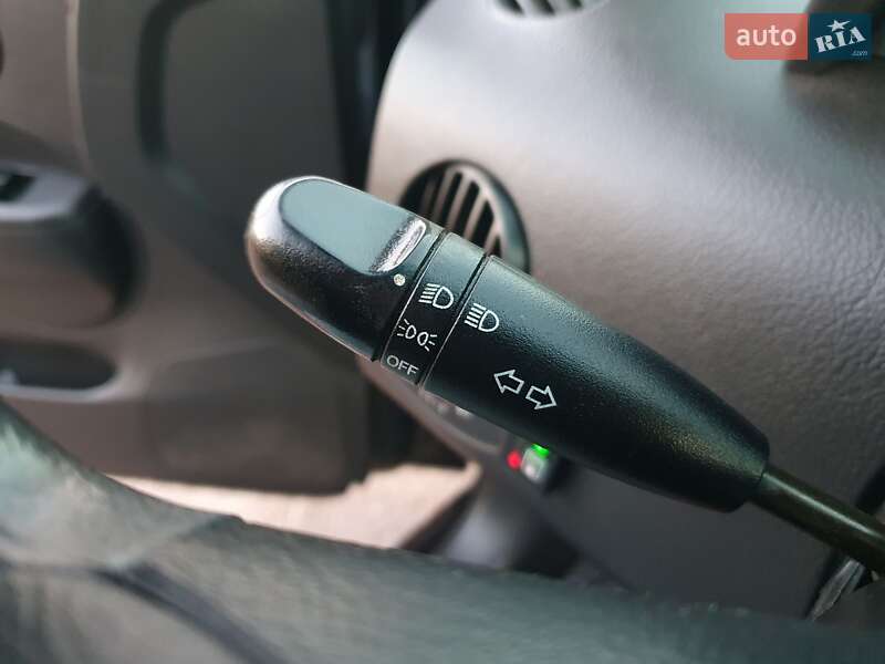 Седан Chevrolet Aveo 2006 в Киеве