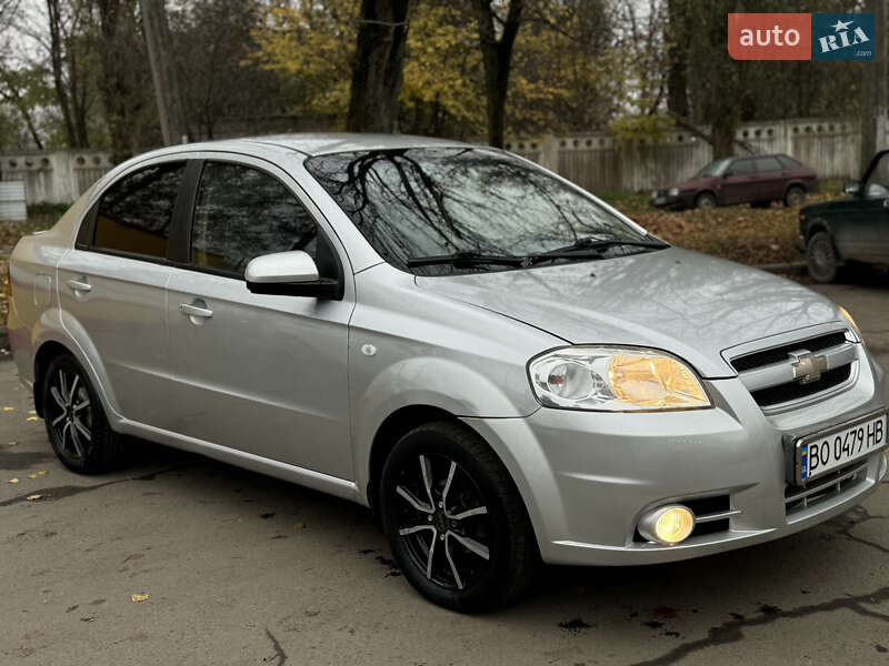 Седан Chevrolet Aveo 2008 в Хмельницком