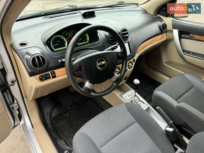 Седан Chevrolet Aveo 2008 в Хмельницком