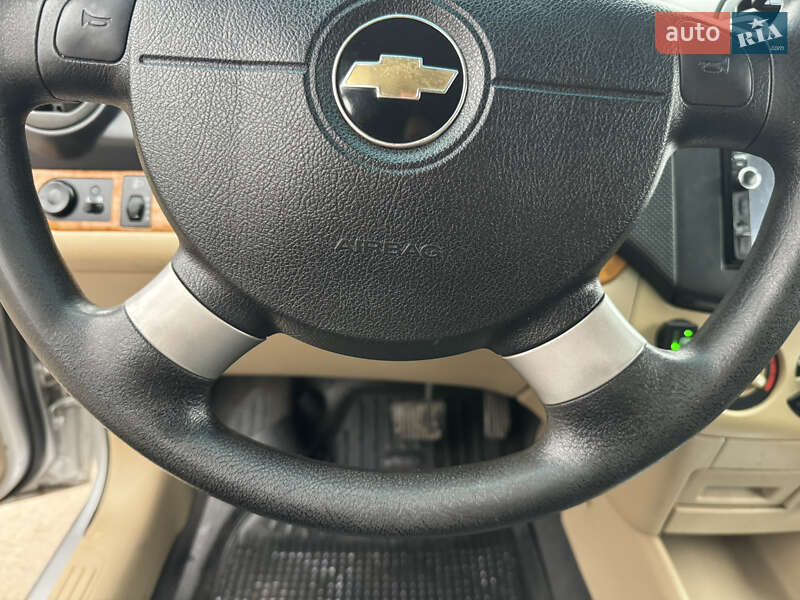 Седан Chevrolet Aveo 2008 в Хмельницком