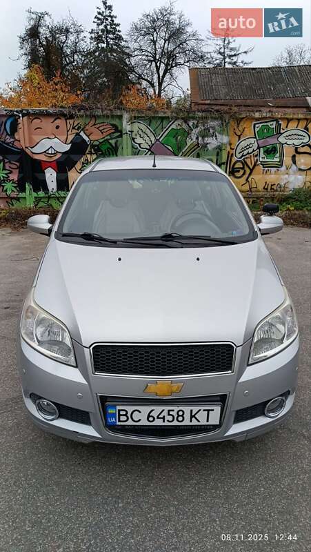 Хэтчбек Chevrolet Aveo 2008 в Харькове
