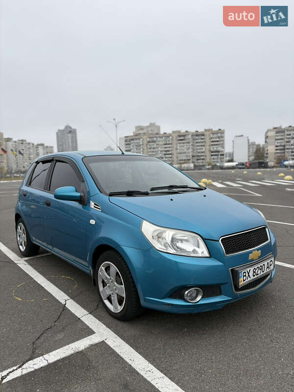 Хетчбек Chevrolet Aveo 2008 в Києві фото Хетчбек Chevrolet Aveo 2008 в Києві