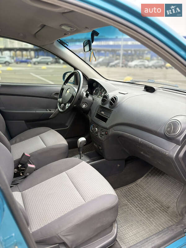 Хетчбек Chevrolet Aveo 2008 в Києві фото 10 Хетчбек Chevrolet Aveo 2008 в Києві
