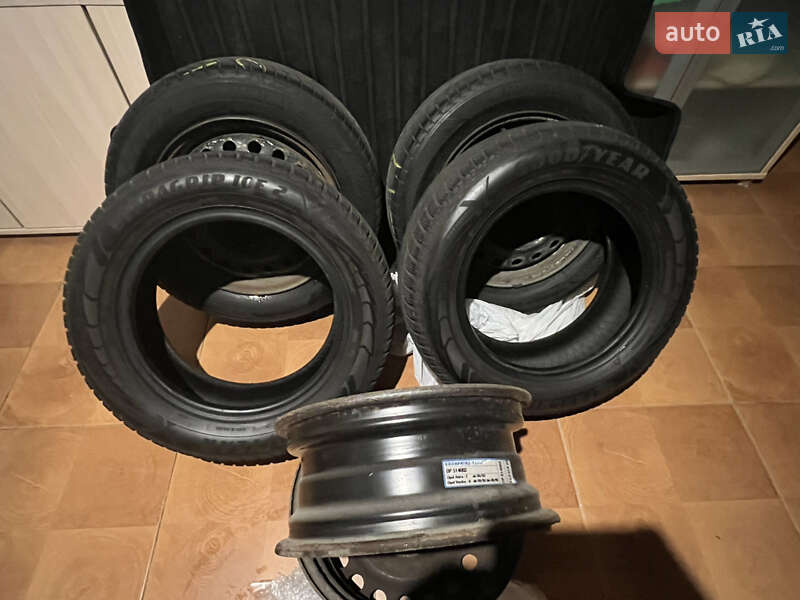 Седан Chevrolet Aveo 2009 в Киеве