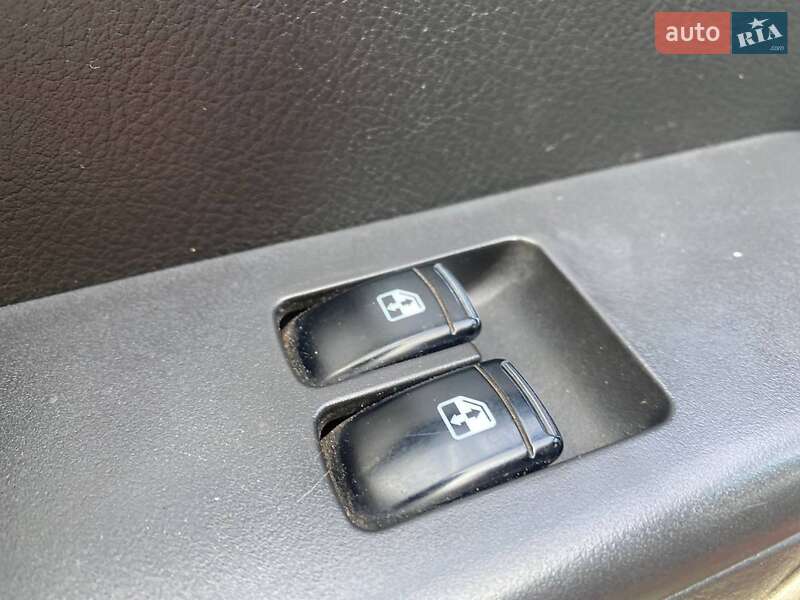 Седан Chevrolet Aveo 2006 в Миколаєві