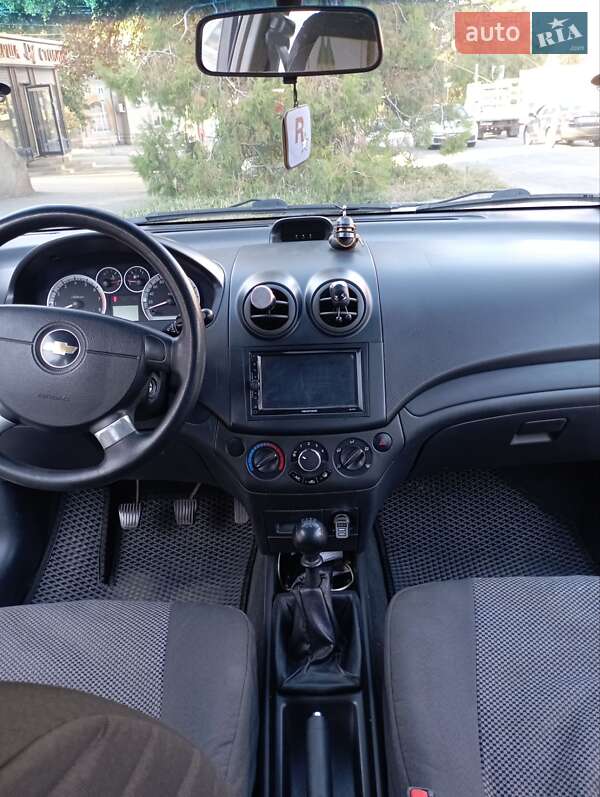 Хэтчбек Chevrolet Aveo 2009 в Харькове