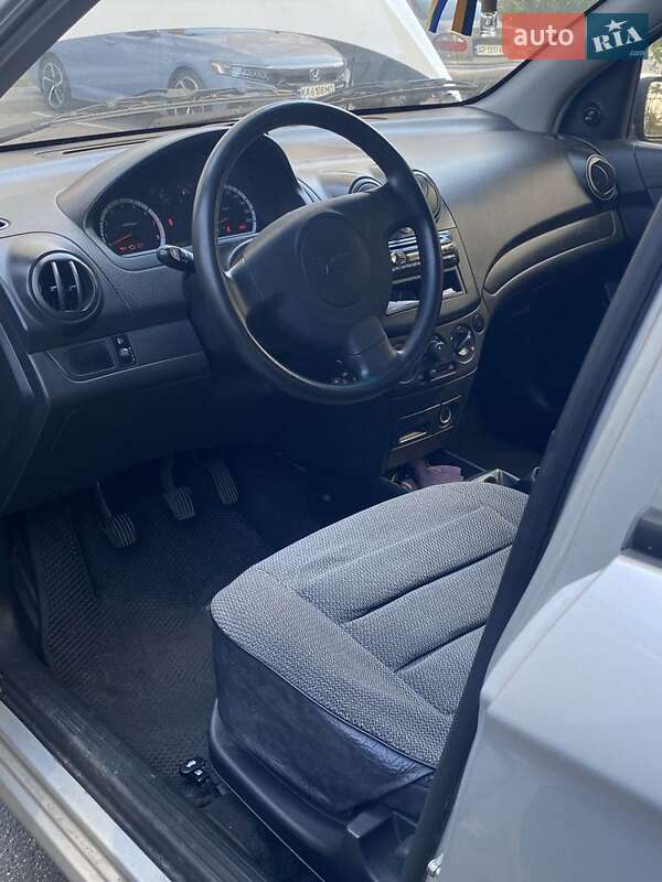 Седан Chevrolet Aveo 2008 в Киеве фото 5 Седан Chevrolet Aveo 2008 в Киеве
