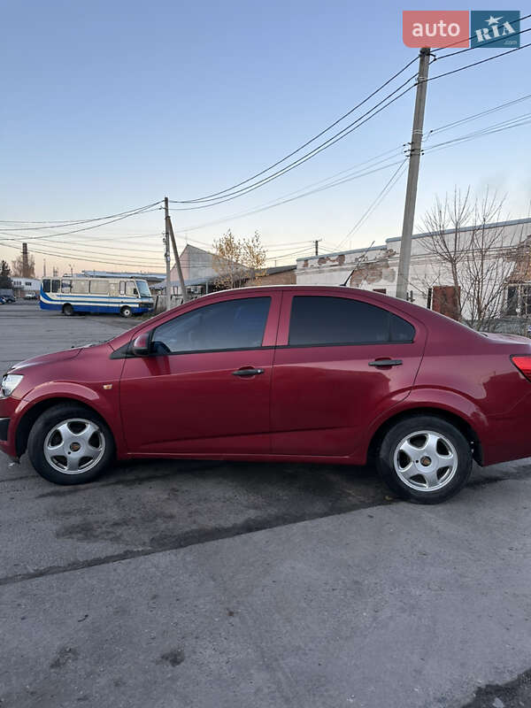 Седан Chevrolet Aveo 2014 в Шептицькому фото 7 Седан Chevrolet Aveo 2014 в Шептицькому