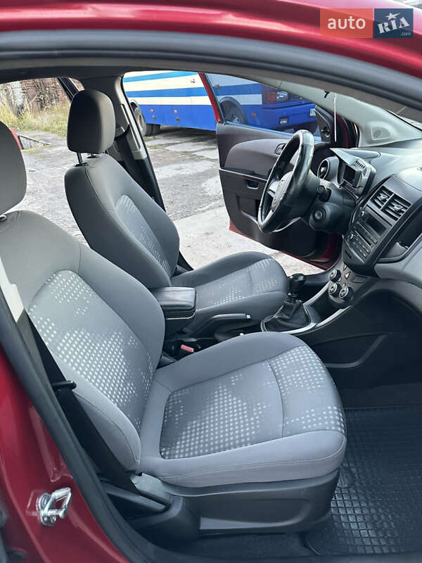 Седан Chevrolet Aveo 2014 в Шептицькому фото 15 Седан Chevrolet Aveo 2014 в Шептицькому