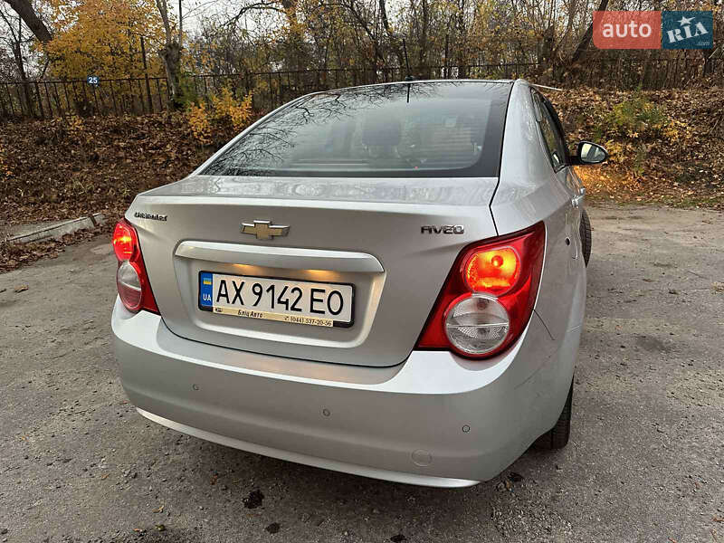 Седан Chevrolet Aveo 2012 в Харкові