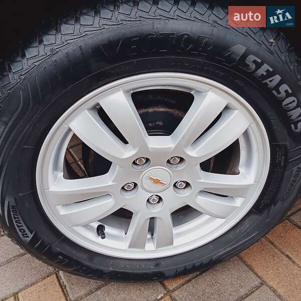 Хэтчбек Chevrolet Aveo 2012 в Луцке фото 18 Хэтчбек Chevrolet Aveo 2012 в Луцке