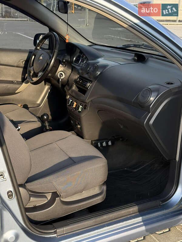 Седан Chevrolet Aveo 2007 в Ивано-Франковске