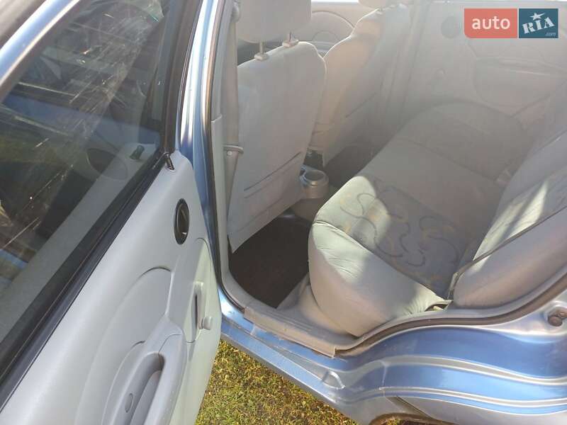 Седан Chevrolet Aveo 2005 в Косові