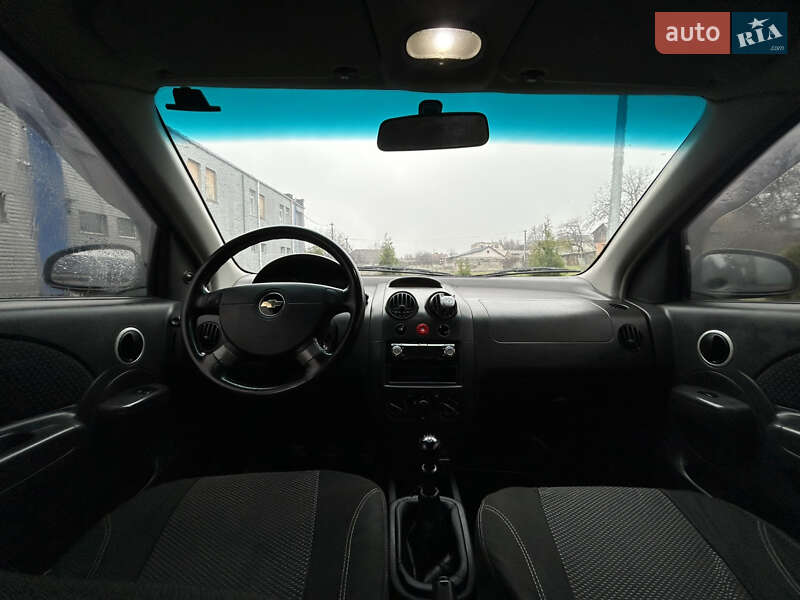 Хэтчбек Chevrolet Aveo 2007 в Малине
