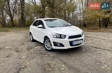 Седан Chevrolet Aveo 2014 в Дніпрі