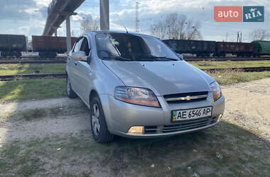 Седан Chevrolet Aveo 2005 в Днепре