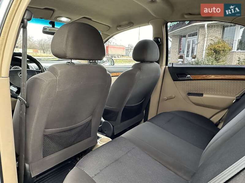 Седан Chevrolet Aveo 2007 в Харкові