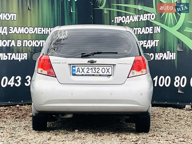 Хэтчбек Chevrolet Aveo 2005 в Харькове