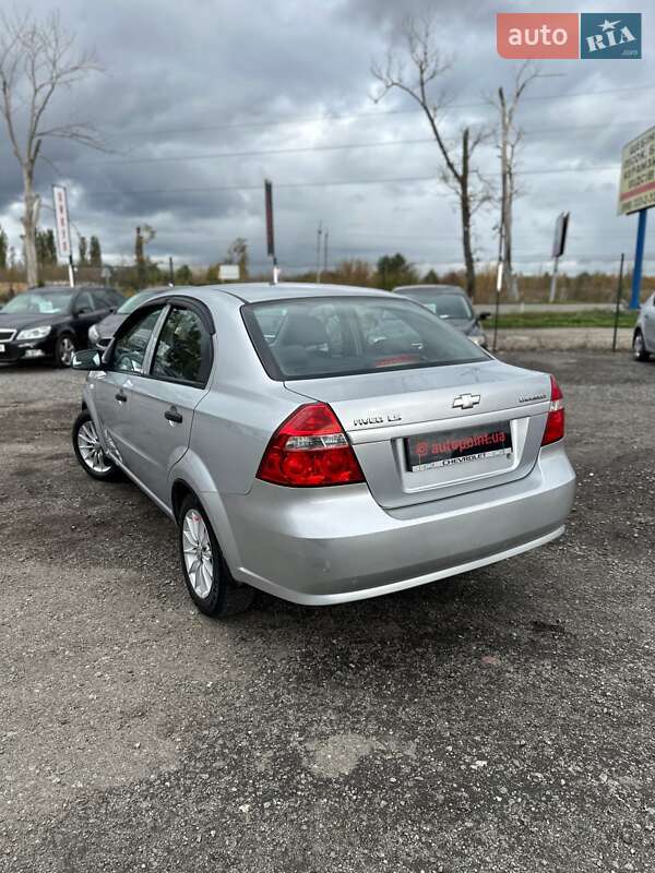 Седан Chevrolet Aveo 2007 в Белогородке