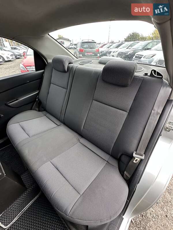 Седан Chevrolet Aveo 2007 в Белогородке