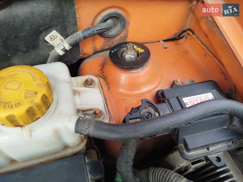 Седан Chevrolet Aveo 2006 в Днепре