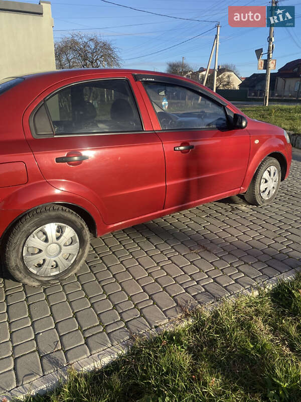 Седан Chevrolet Aveo 2008 в Чорткове