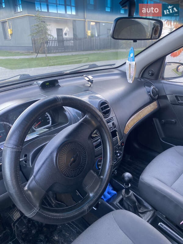 Седан Chevrolet Aveo 2008 в Чорткове