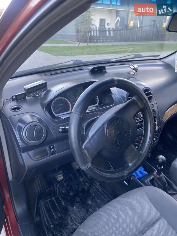 Седан Chevrolet Aveo 2008 в Чорткове