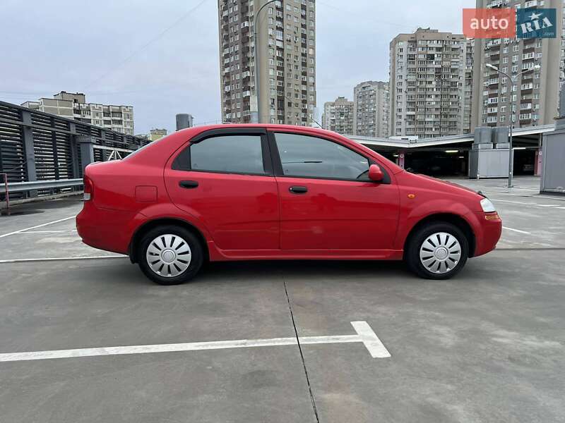 Седан Chevrolet Aveo 2005 в Киеве фото 16 Седан Chevrolet Aveo 2005 в Киеве