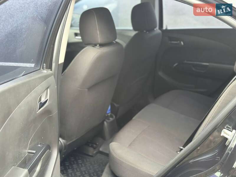 Седан Chevrolet Aveo 2012 в Харкові фото 5 Седан Chevrolet Aveo 2012 в Харкові