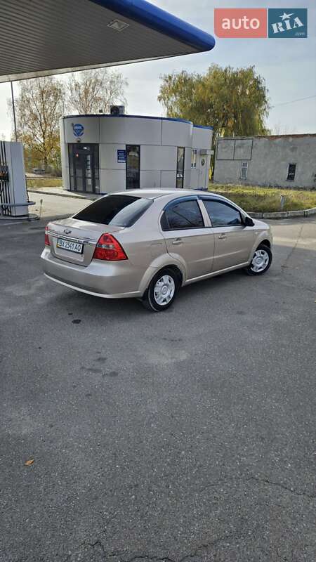 Седан Chevrolet Aveo 2007 в Чемерівцях