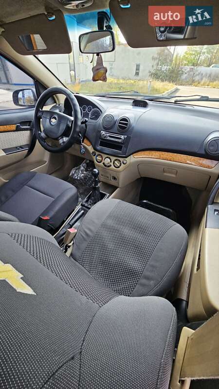 Седан Chevrolet Aveo 2007 в Чемерівцях