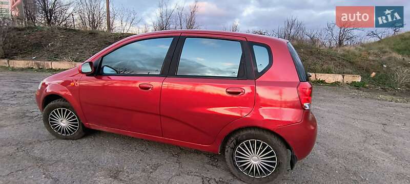 Хетчбек Chevrolet Aveo 2005 в Кривому Розі фото 8 Хетчбек Chevrolet Aveo 2005 в Кривому Розі