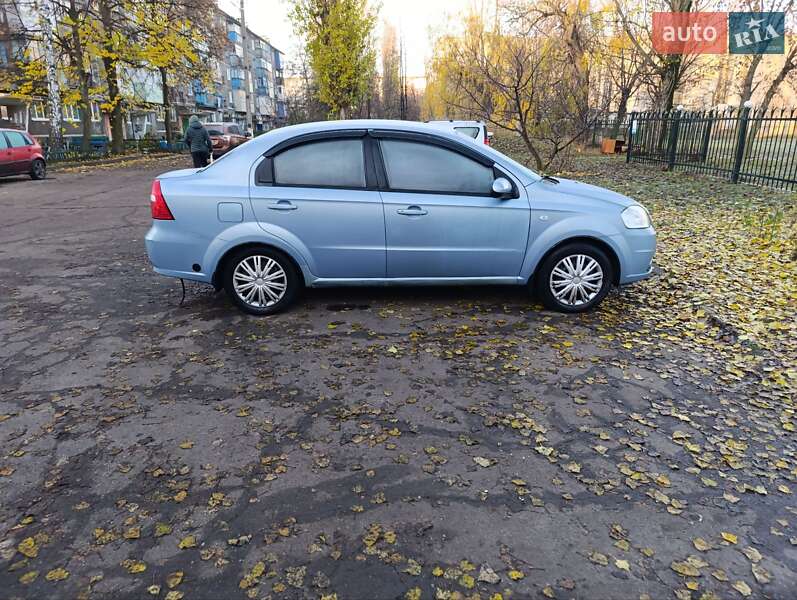 Седан Chevrolet Aveo 2008 в Першотравенске