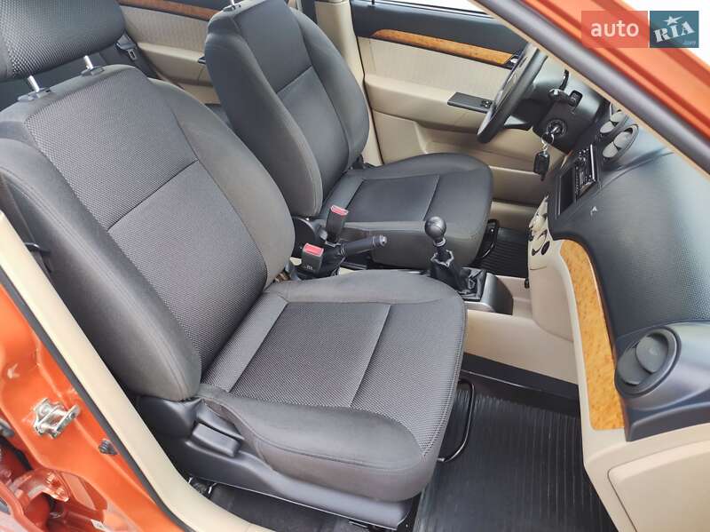 Седан Chevrolet Aveo 2008 в Днепре фото 28 Седан Chevrolet Aveo 2008 в Днепре