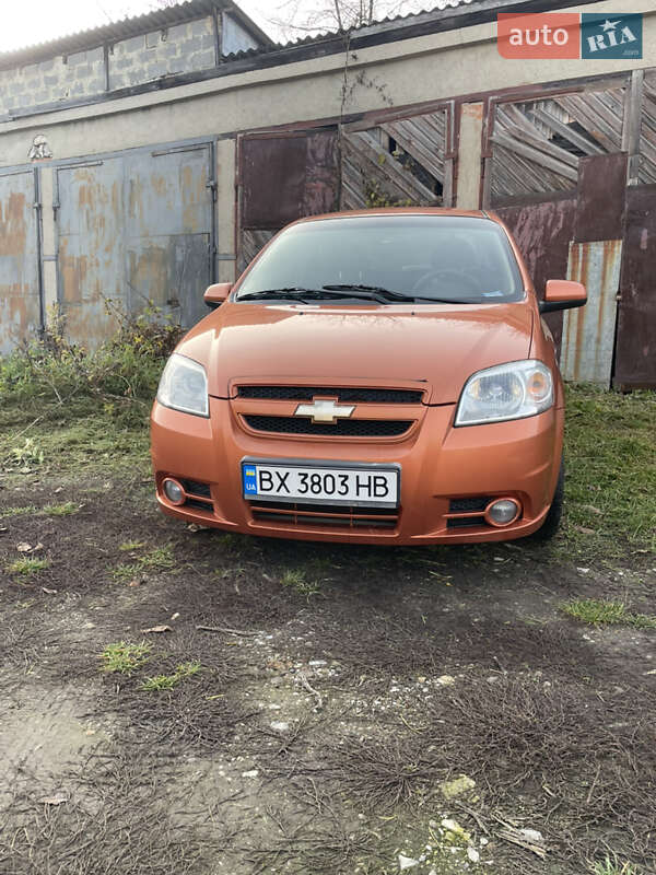 Седан Chevrolet Aveo 2007 в Хотине