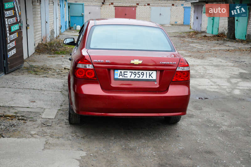 Седан Chevrolet Aveo 2006 в Павлограде