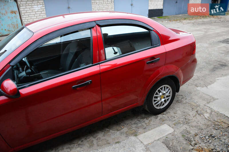 Седан Chevrolet Aveo 2006 в Павлограде