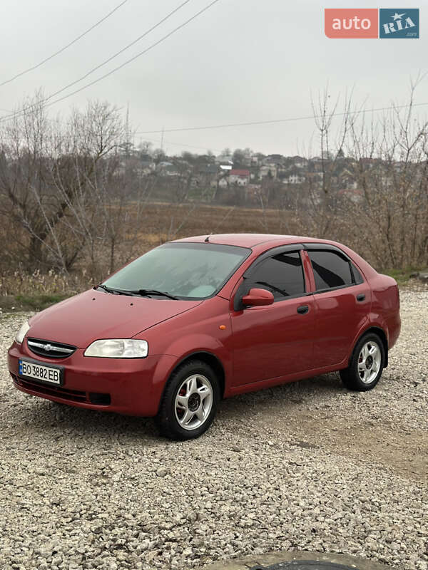 Седан Chevrolet Aveo 2005 в Тернополі