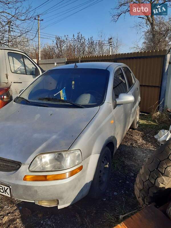 Седан Chevrolet Aveo 2005 в Полтаве