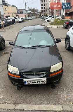 Седан Chevrolet Aveo 2004 в Харькове