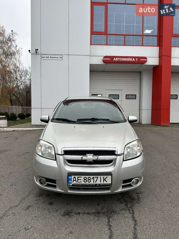 Седан Chevrolet Aveo 2007 в Днепре