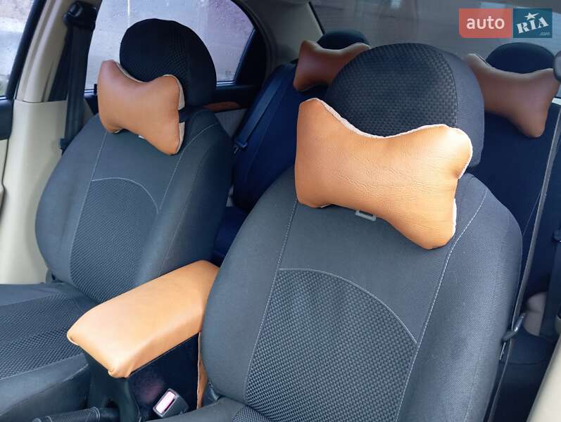 Седан Chevrolet Aveo 2008 в Стрые