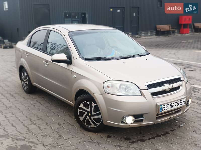 Седан Chevrolet Aveo 2007 в Новому Бузі