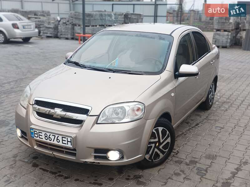 Седан Chevrolet Aveo 2007 в Новому Бузі