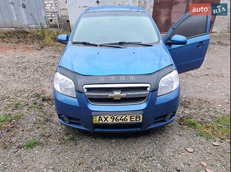 Седан Chevrolet Aveo 2011 в Киеве