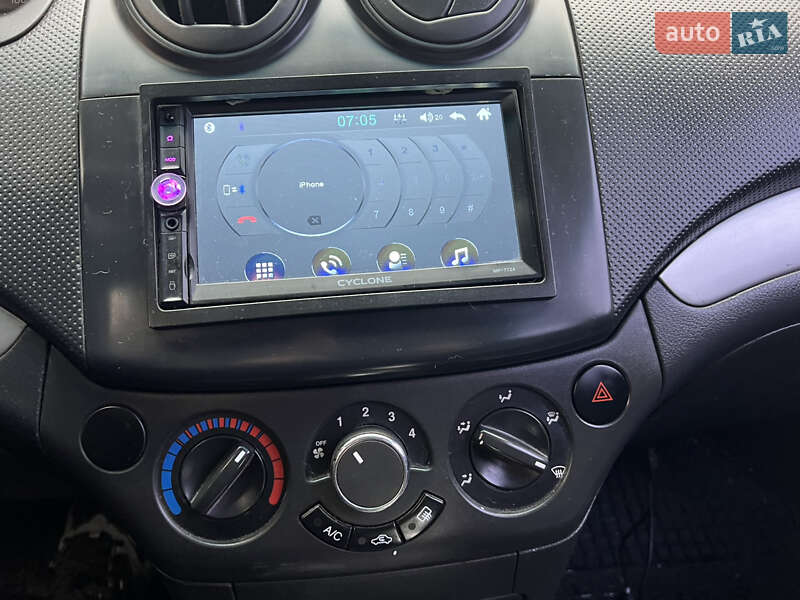 Седан Chevrolet Aveo 2008 в Хмельницком